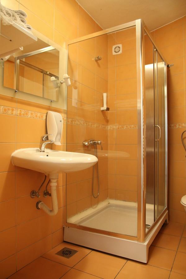 Brčko Aparthotel Park מראה חיצוני תמונה